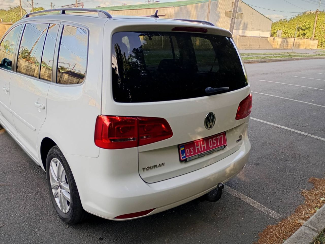 Volkswagen Touran - фото 8