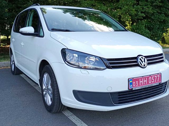 Volkswagen Touran - фото 2