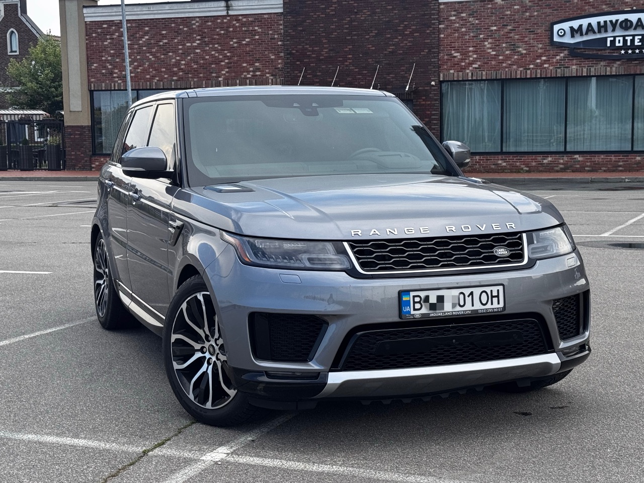 Land Rover Range Rover Sport - фото 1