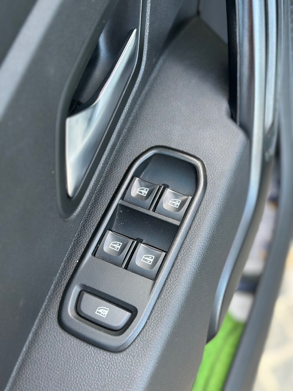 Renault Duster - фото 15