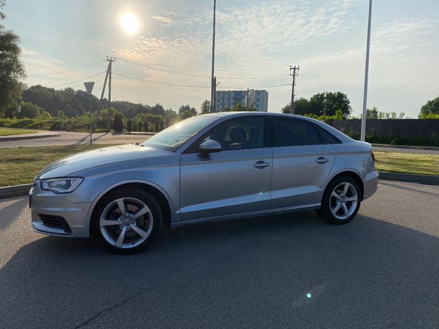 Audi A3 - фото 1