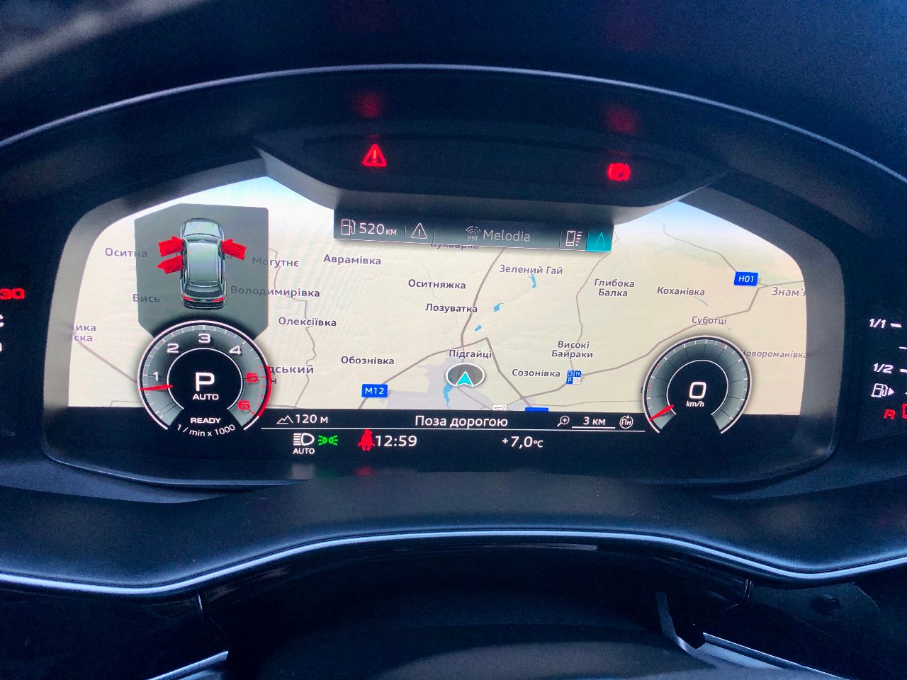 Audi Q7 - фото 11