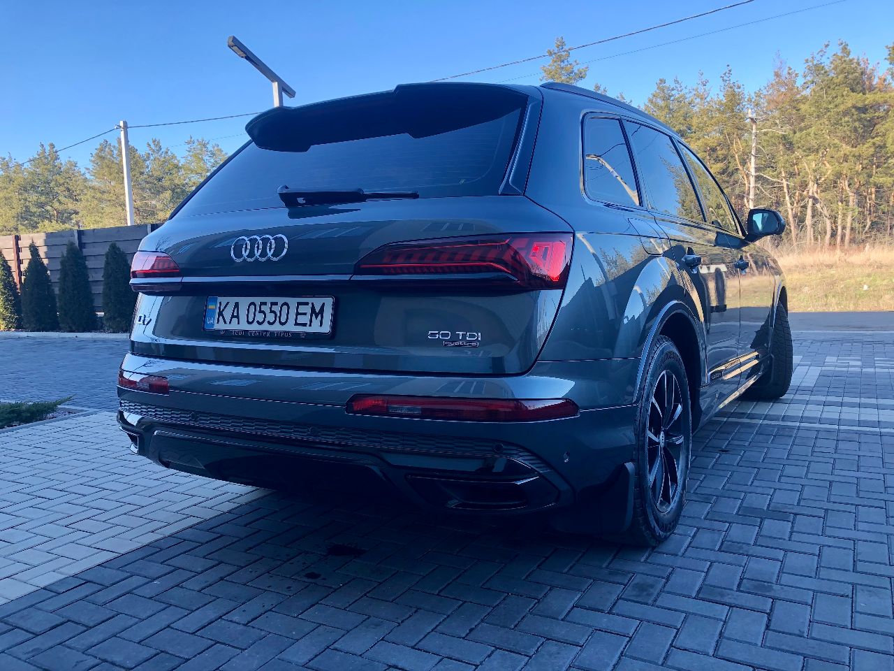 Audi Q7 - фото 6
