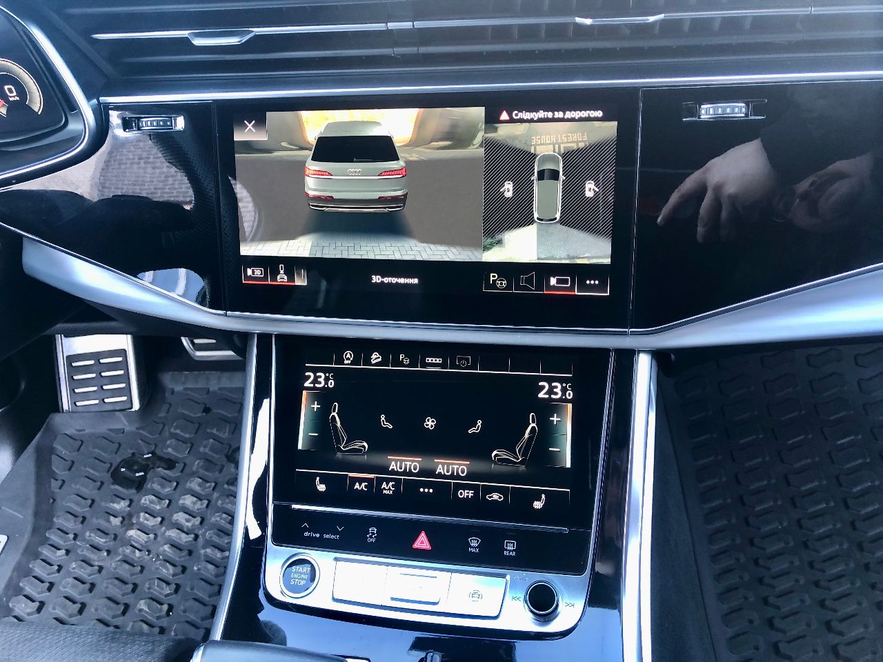 Audi Q7 - фото 10