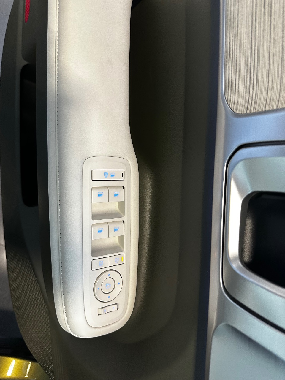 Hyundai Santa Fe - фото 9