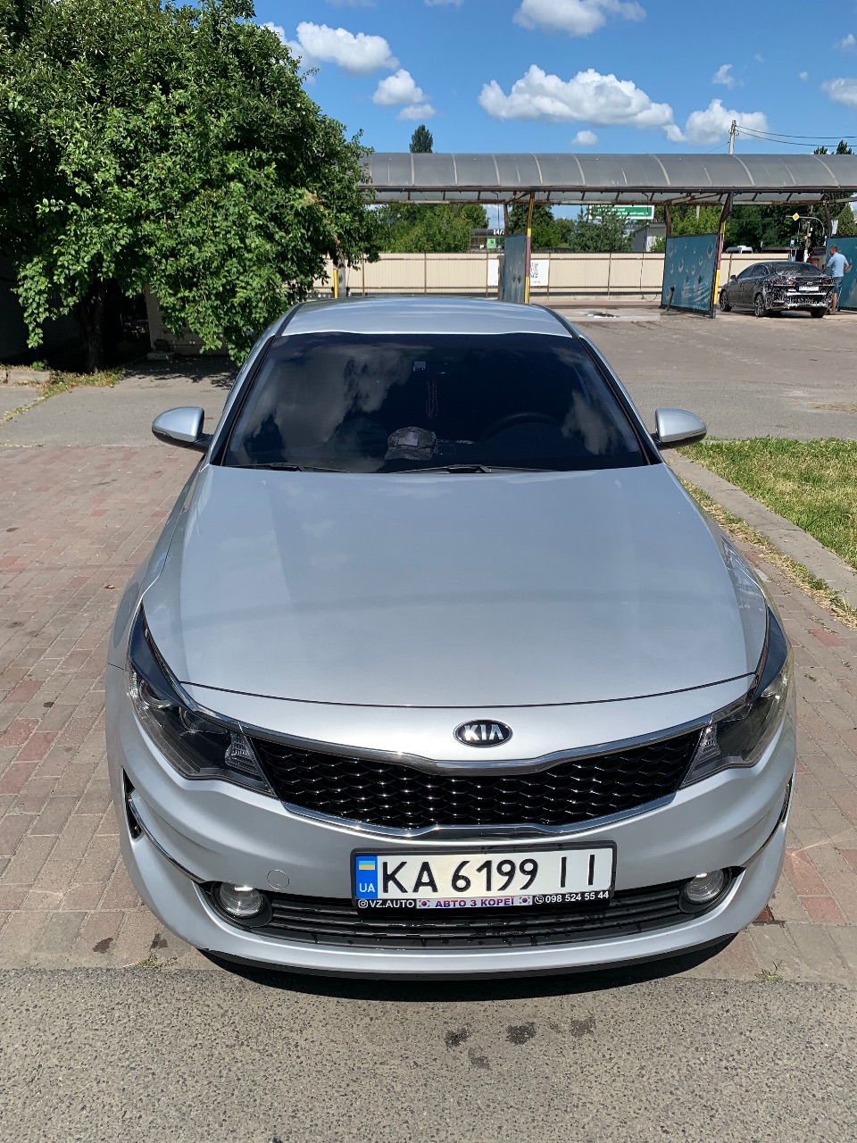 Kia K5 - фото 1
