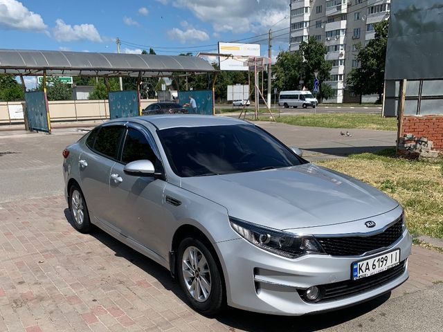 Kia K5 - фото 5