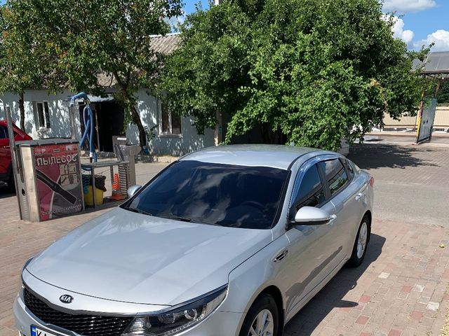 Kia K5 - фото 4