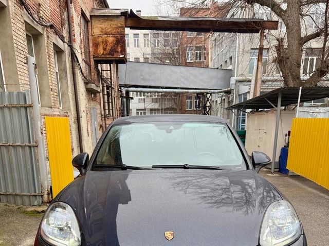 Porsche Cayenne - зображення 3