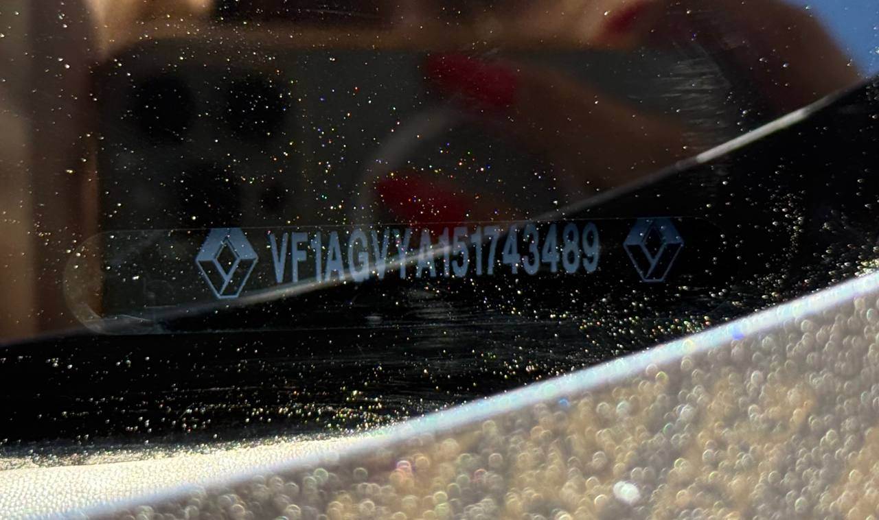 Renault ZOE - фото 57