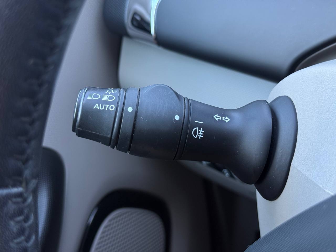 Renault ZOE - фото 24