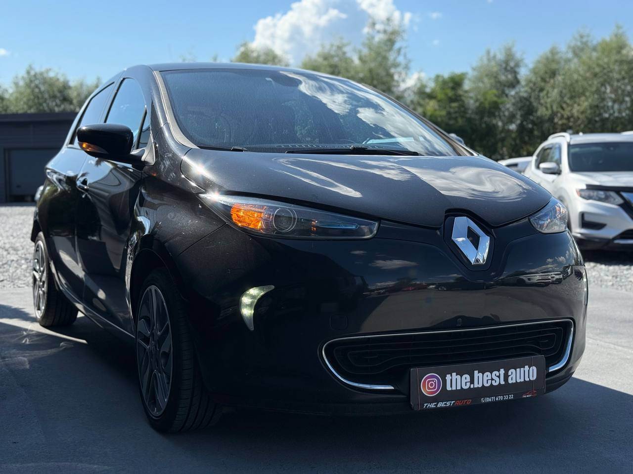 Renault ZOE - фото 9