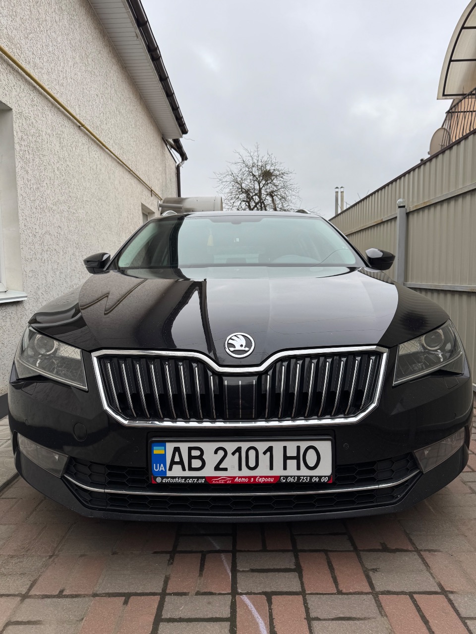 Skoda Superb - фото 12