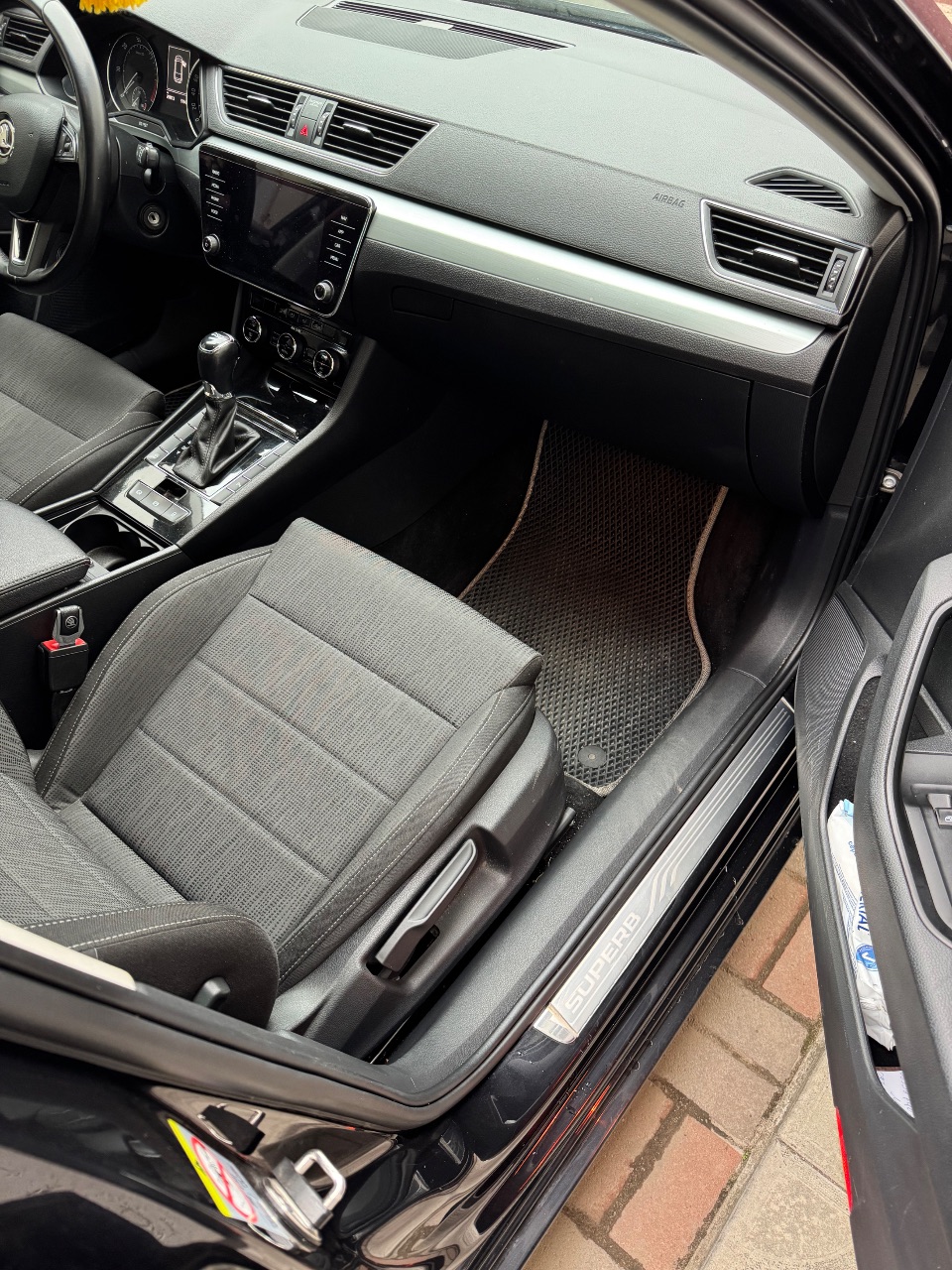 Skoda Superb - фото 7