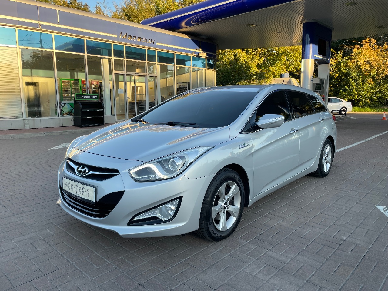 Hyundai i40 - фото 7