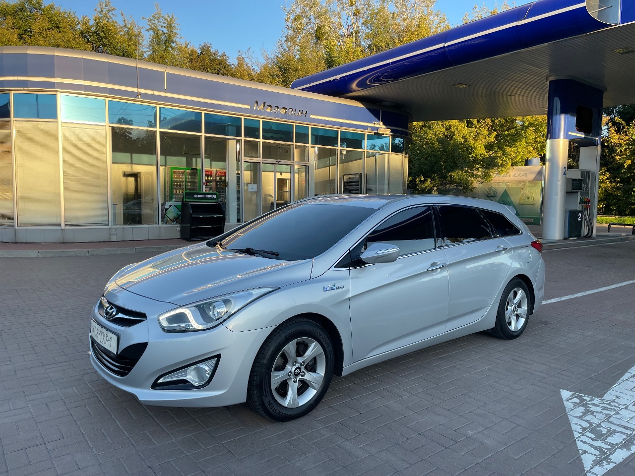 Hyundai i40 - фото 8