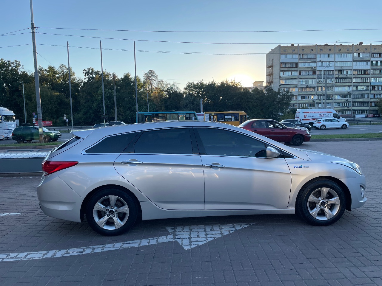 Hyundai i40 - фото 13