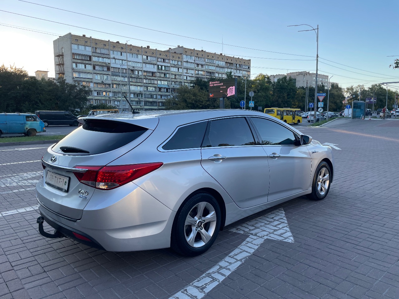 Hyundai i40 - фото 12