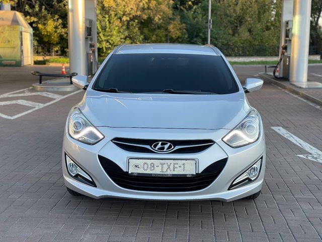 Hyundai i40 - зображення 1
