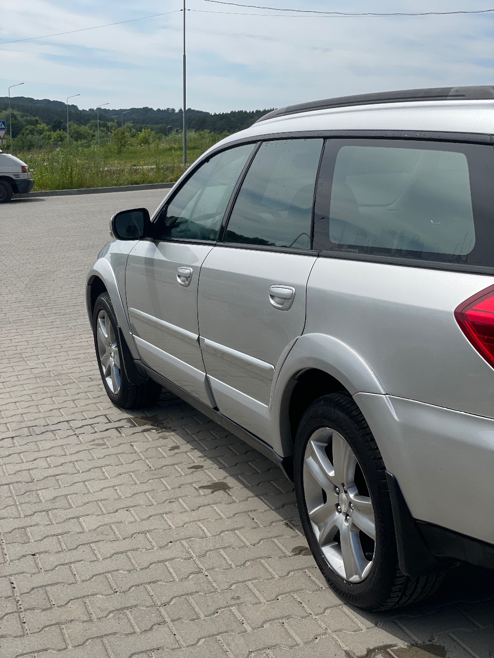 Subaru Outback - фото 3