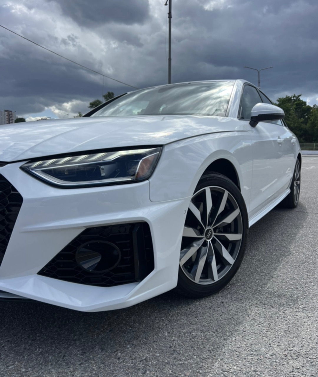 Audi A4 - фото 14