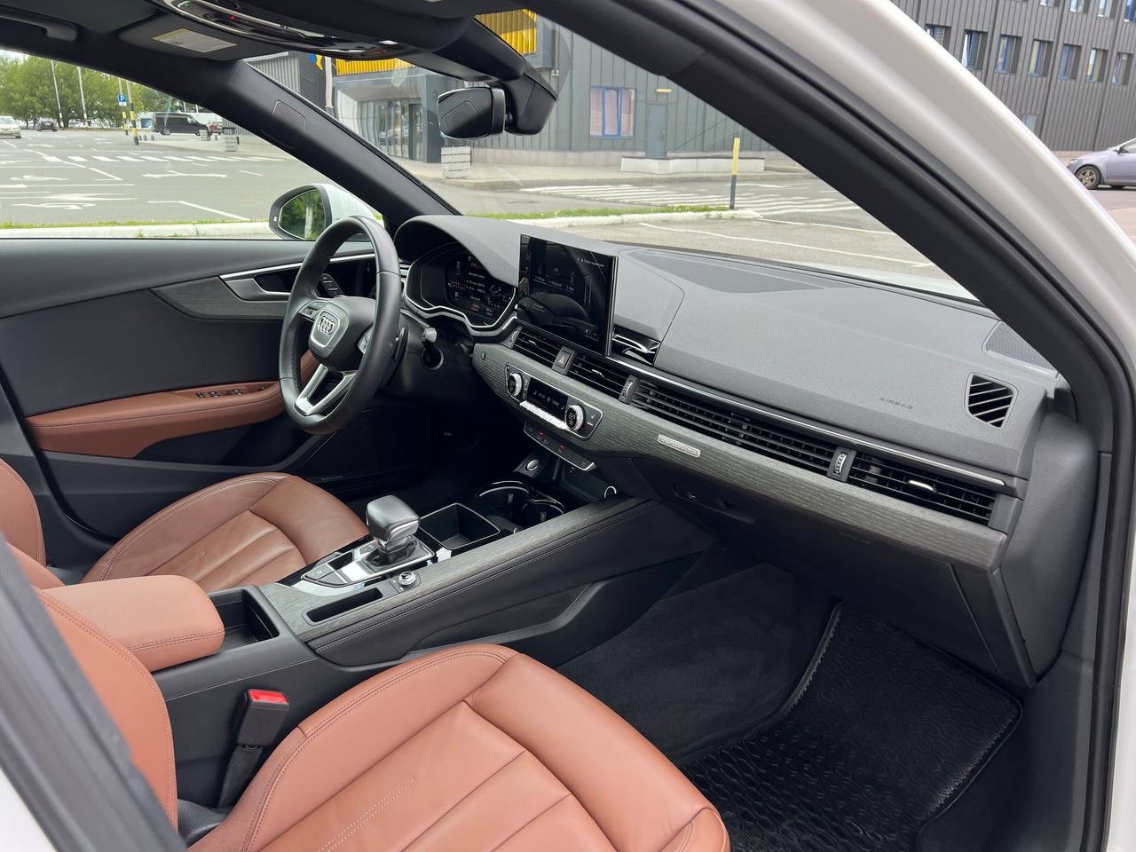 Audi A4 - фото 38