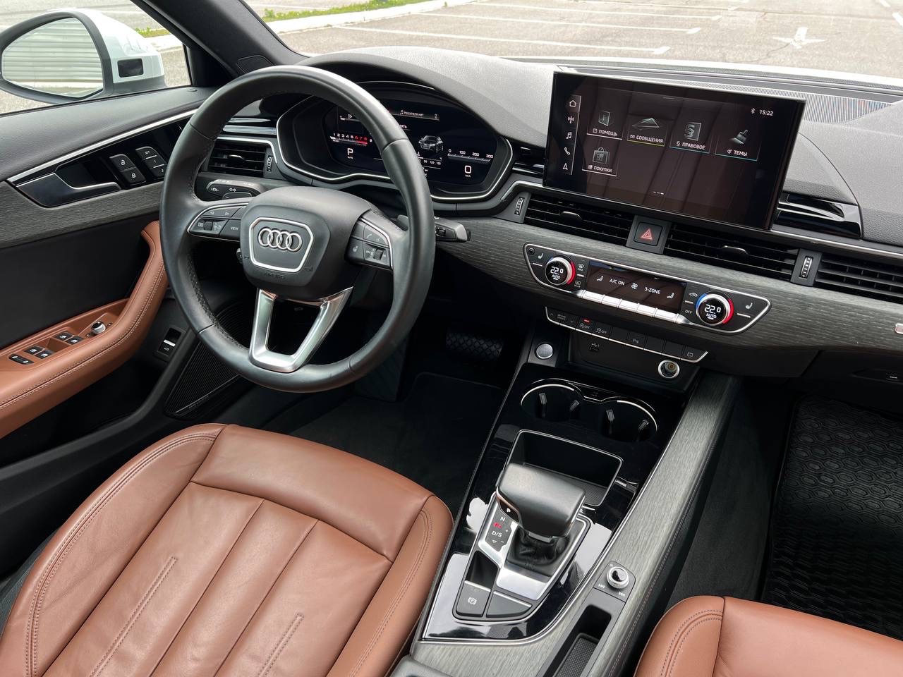 Audi A4 - фото 22