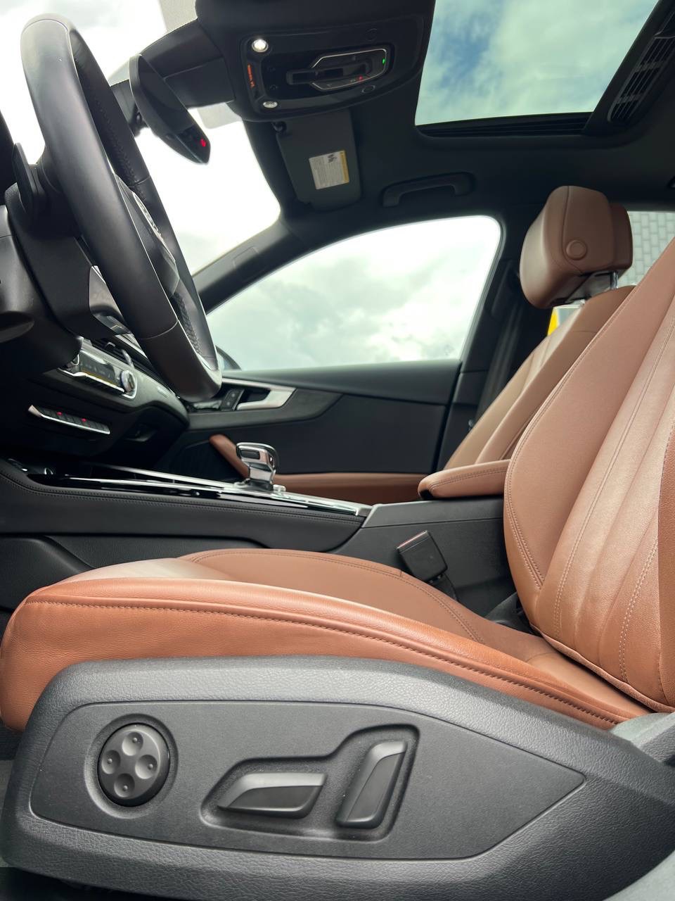 Audi A4 - фото 37