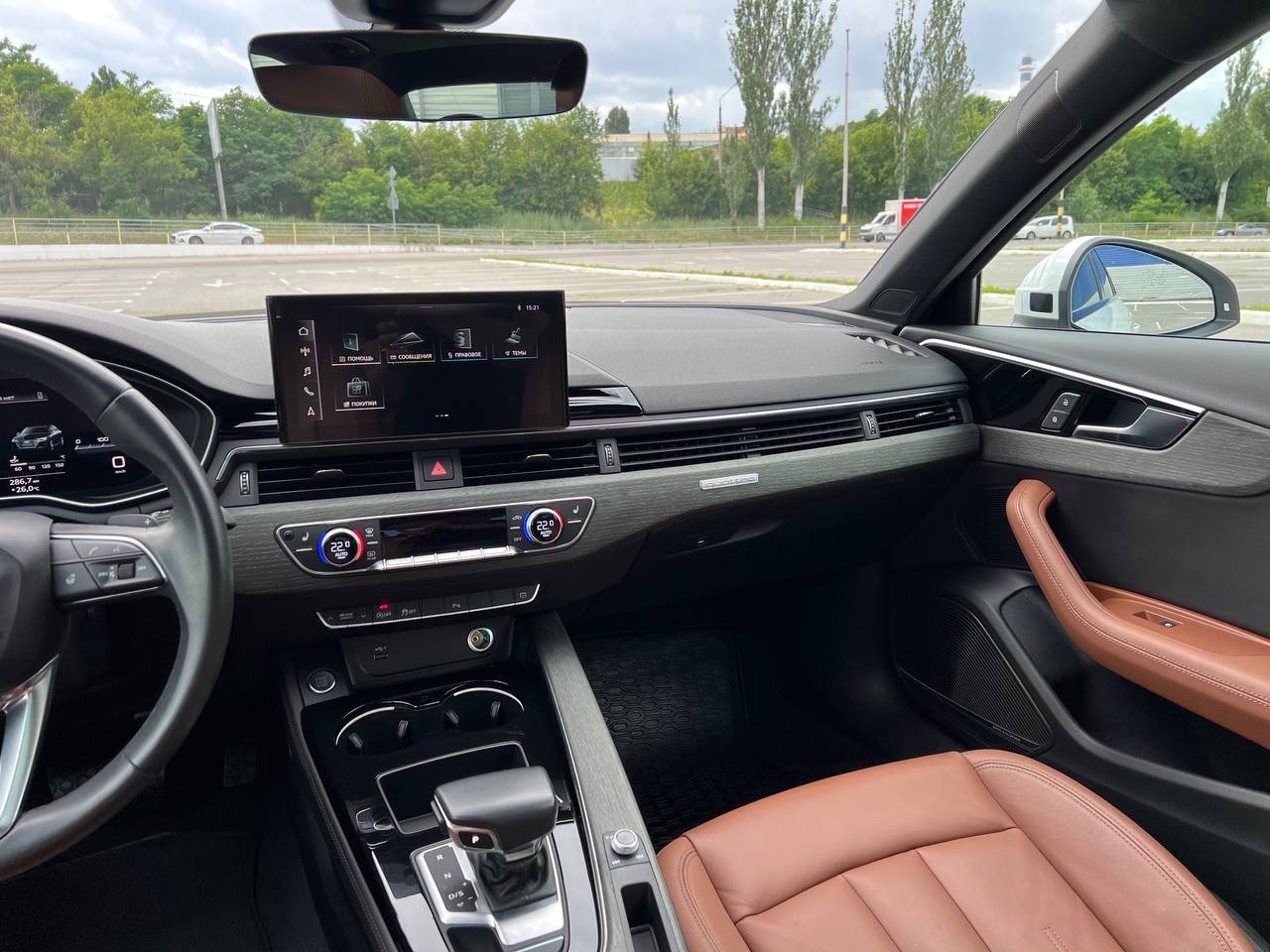 Audi A4 - фото 23