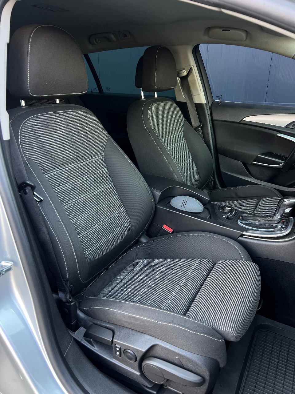 Opel Insignia - фото 18