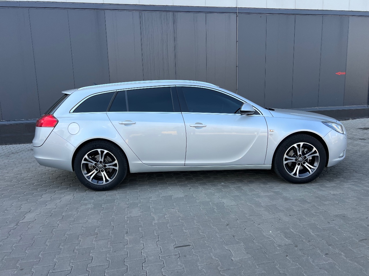 Opel Insignia - фото 7