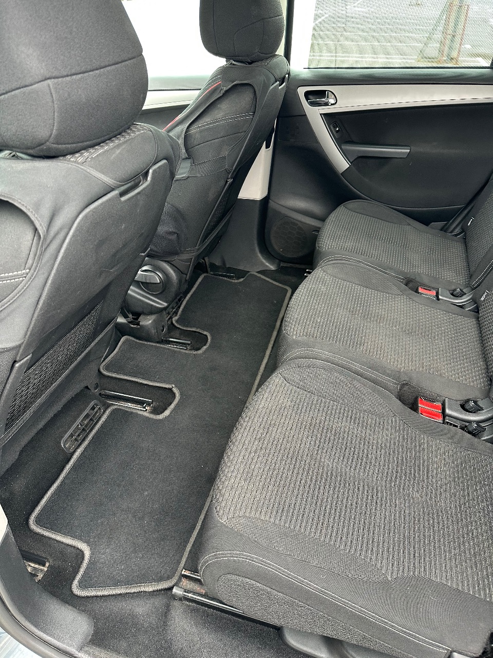 Citroen C4 Picasso - фото 15