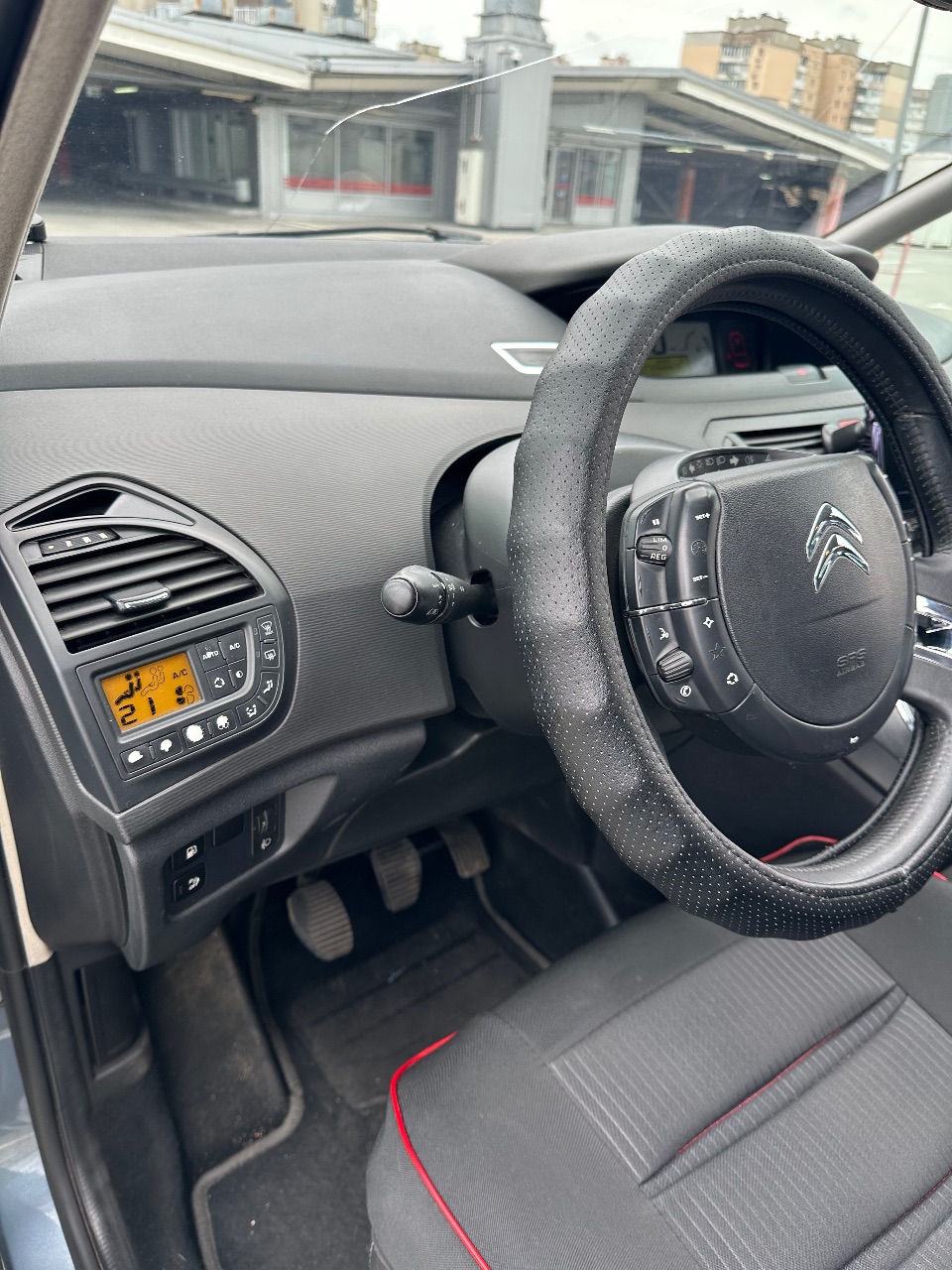 Citroen C4 Picasso - фото 26