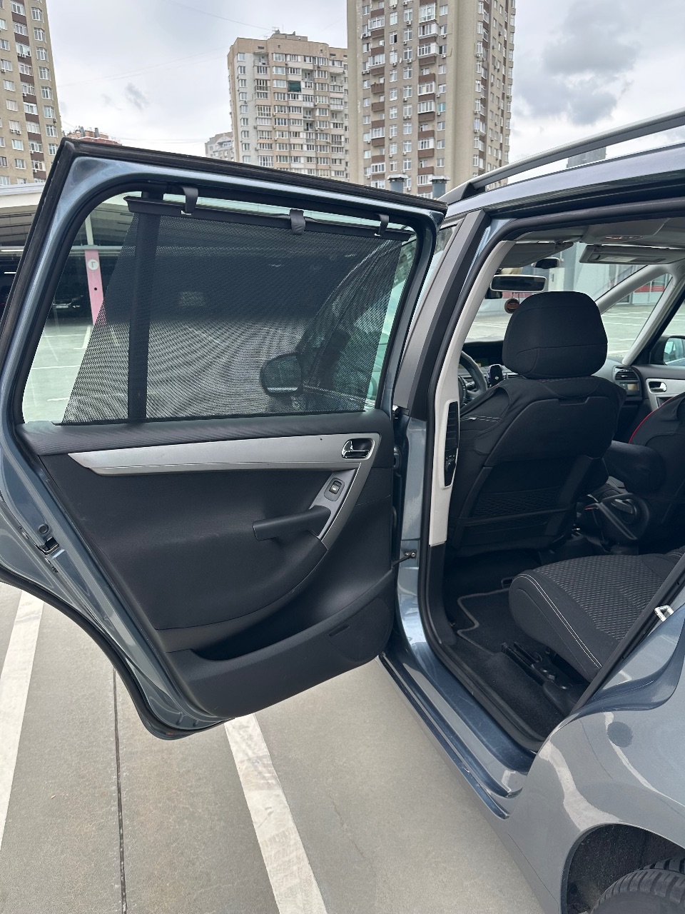 Citroen C4 Picasso - фото 16