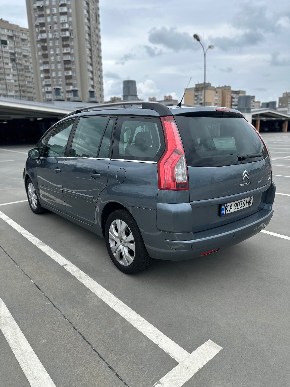 Citroen C4 Picasso - фото 4