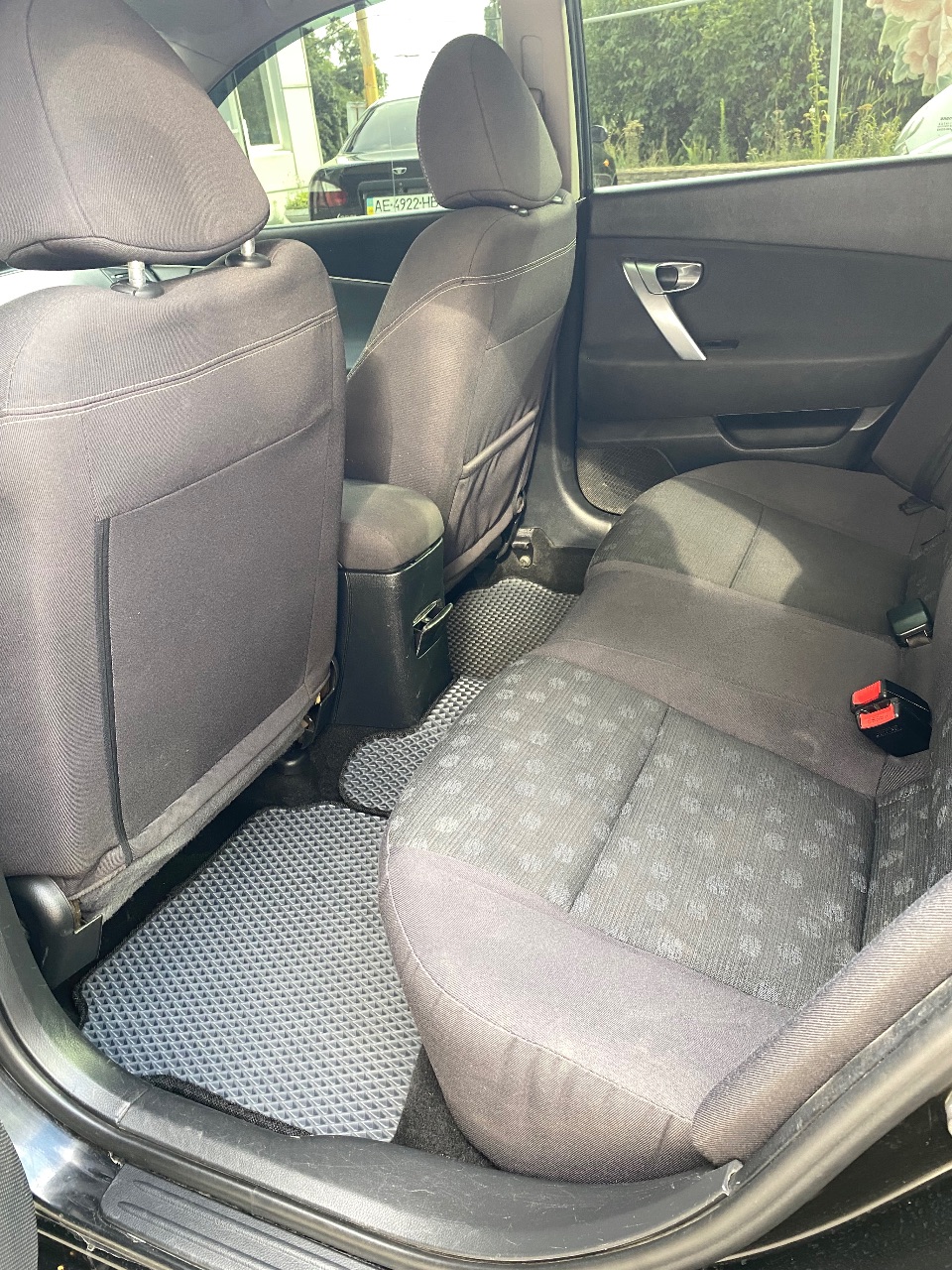 Nissan Primera - фото 11