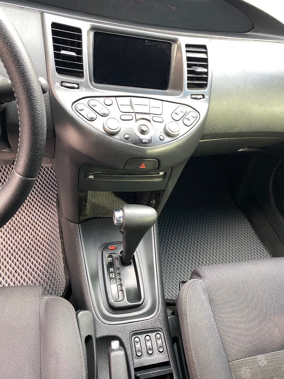 Nissan Primera - фото 9