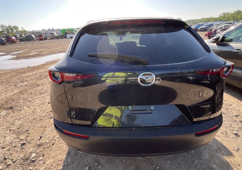 Mazda CX-30 - фото 5