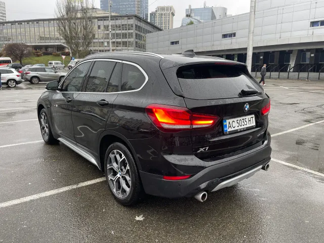 BMW X1 - фото 5