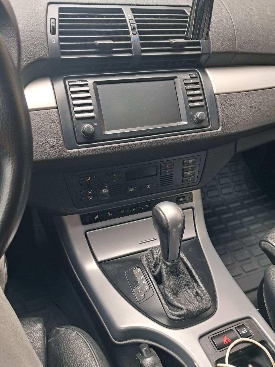 BMW X5 - фото 22