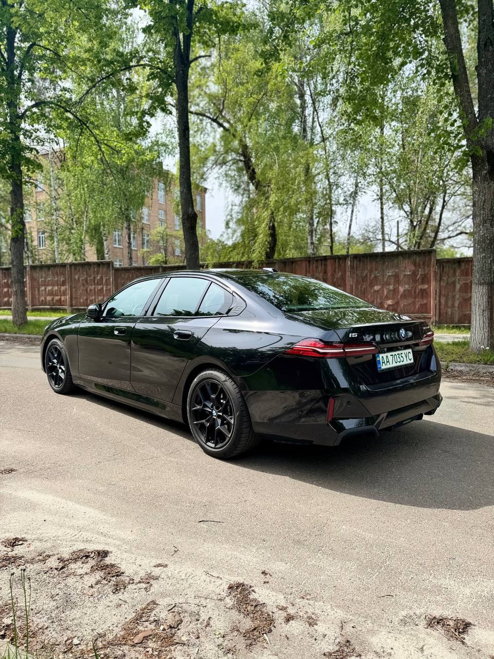 BMW i5 - фото 48