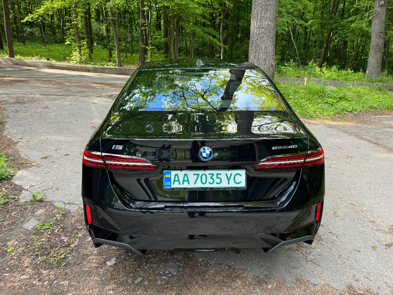 BMW i5 - фото 3