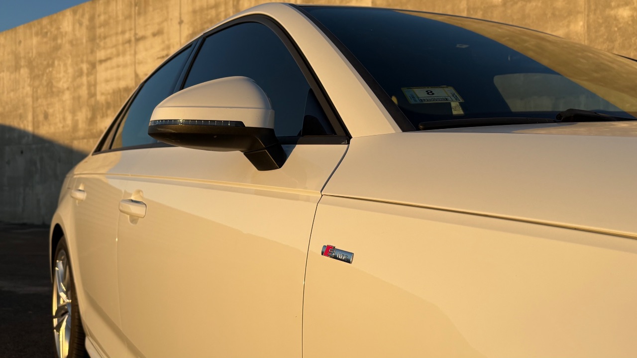 Audi A4 - фото 3