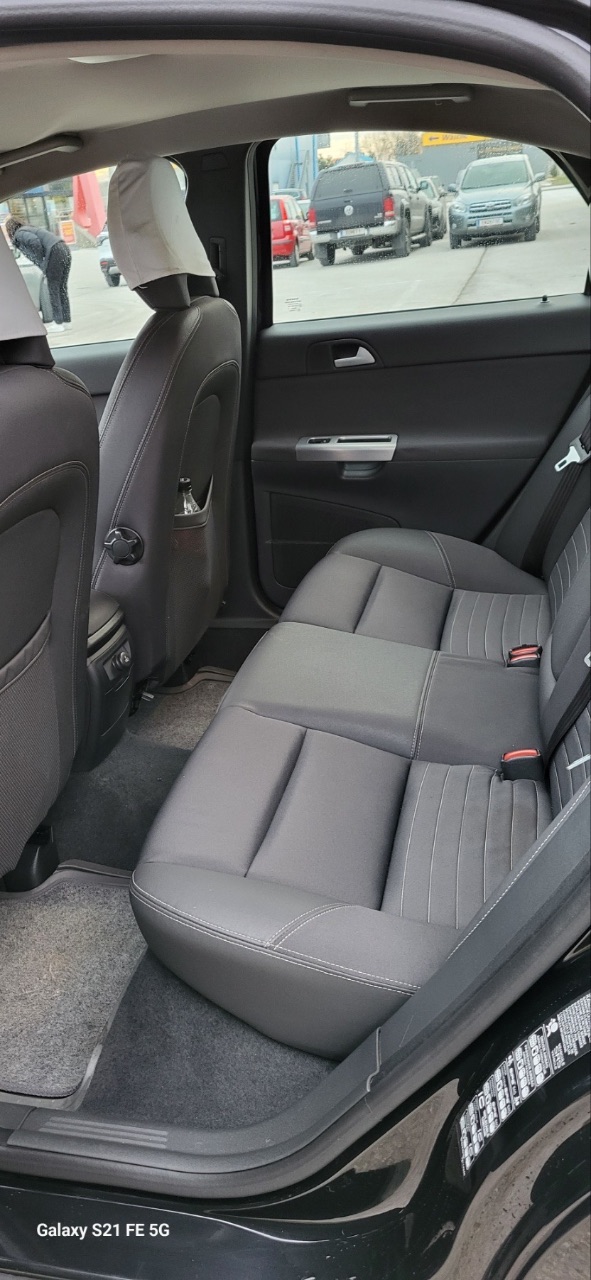 Volvo S40 - фото 5