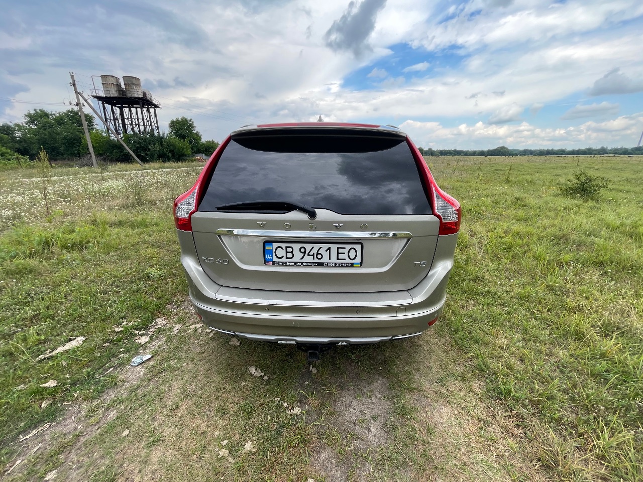 Volvo XC60 - фото 6
