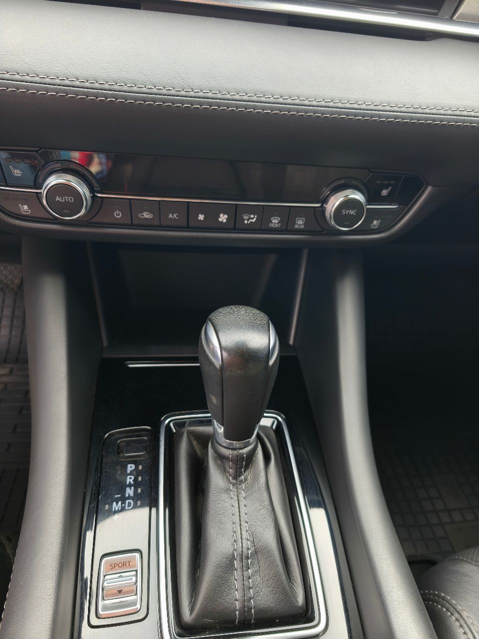 Mazda 6 - фото 8