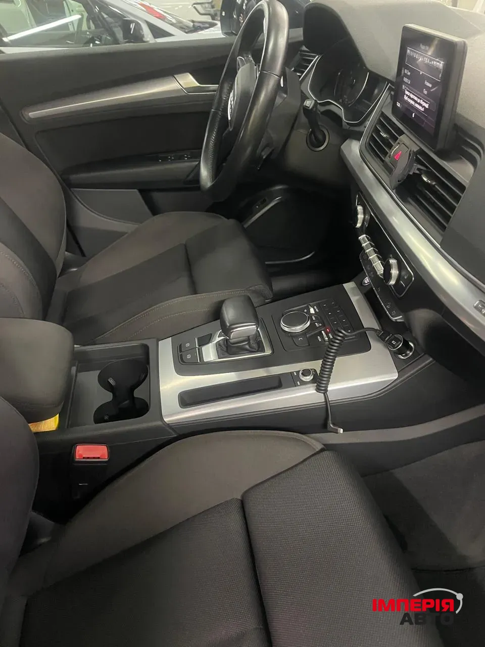 Audi Q5 - фото 6