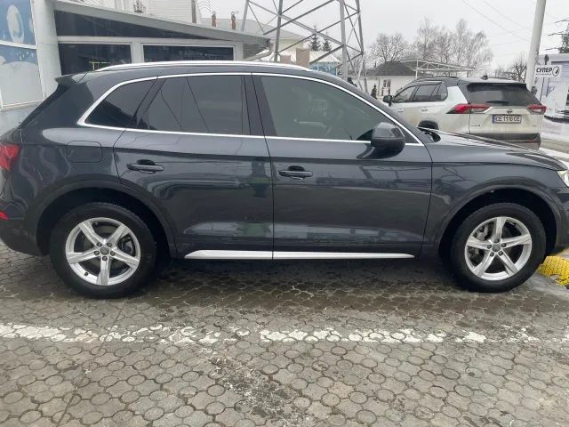 Audi Q5 - фото 4