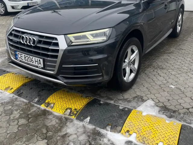Audi Q5 - фото 2