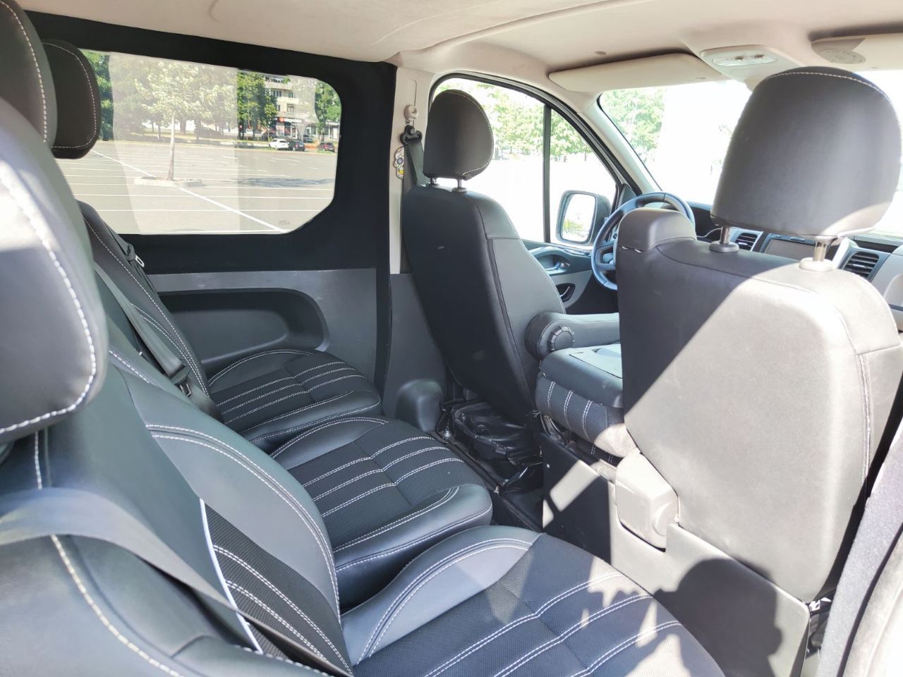 Renault Trafic - фото 6